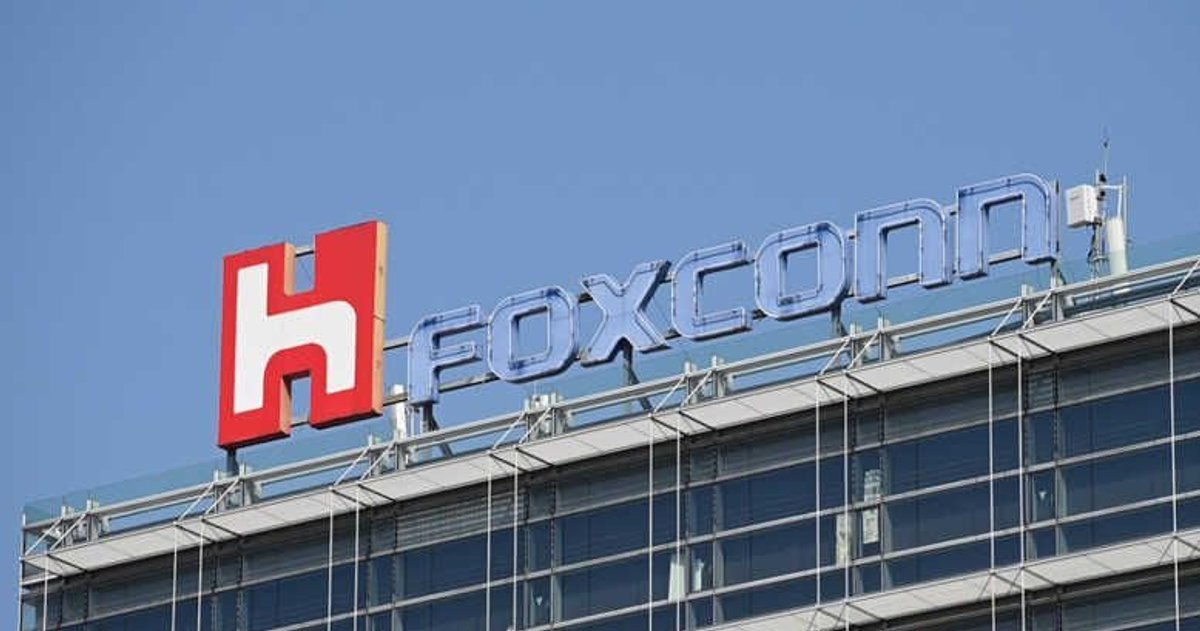 Foxconn Develops the First Traditional Chinese Language Model: FoxBrain